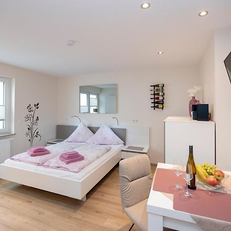 Studio Apartment Am Historischen Matthiasturm Neef Dış mekan fotoğraf